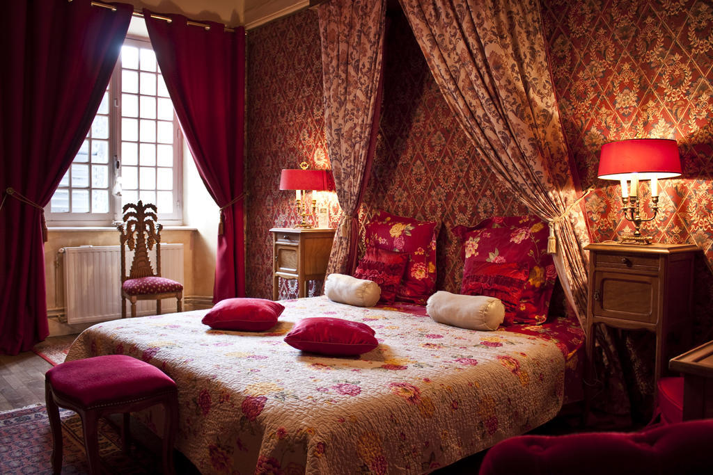Chateau De Chantelauze Olliergues Room photo